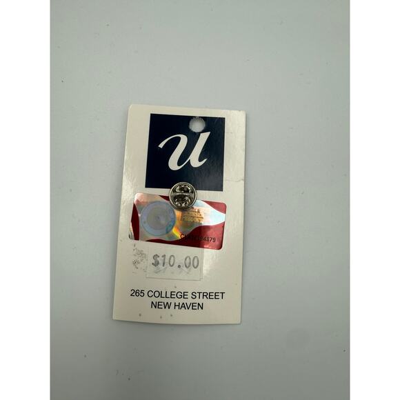 Lot of 10 Yale University Crest Shield Lapel Pins - 8 New on Card - Picture 3 of 5